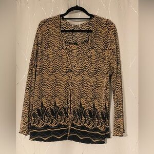 XL shirt with a built in tank top